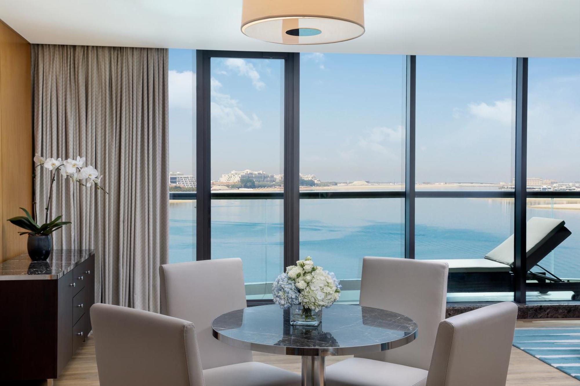 Hilton Dubai Palm Jumeirah Bagian luar foto