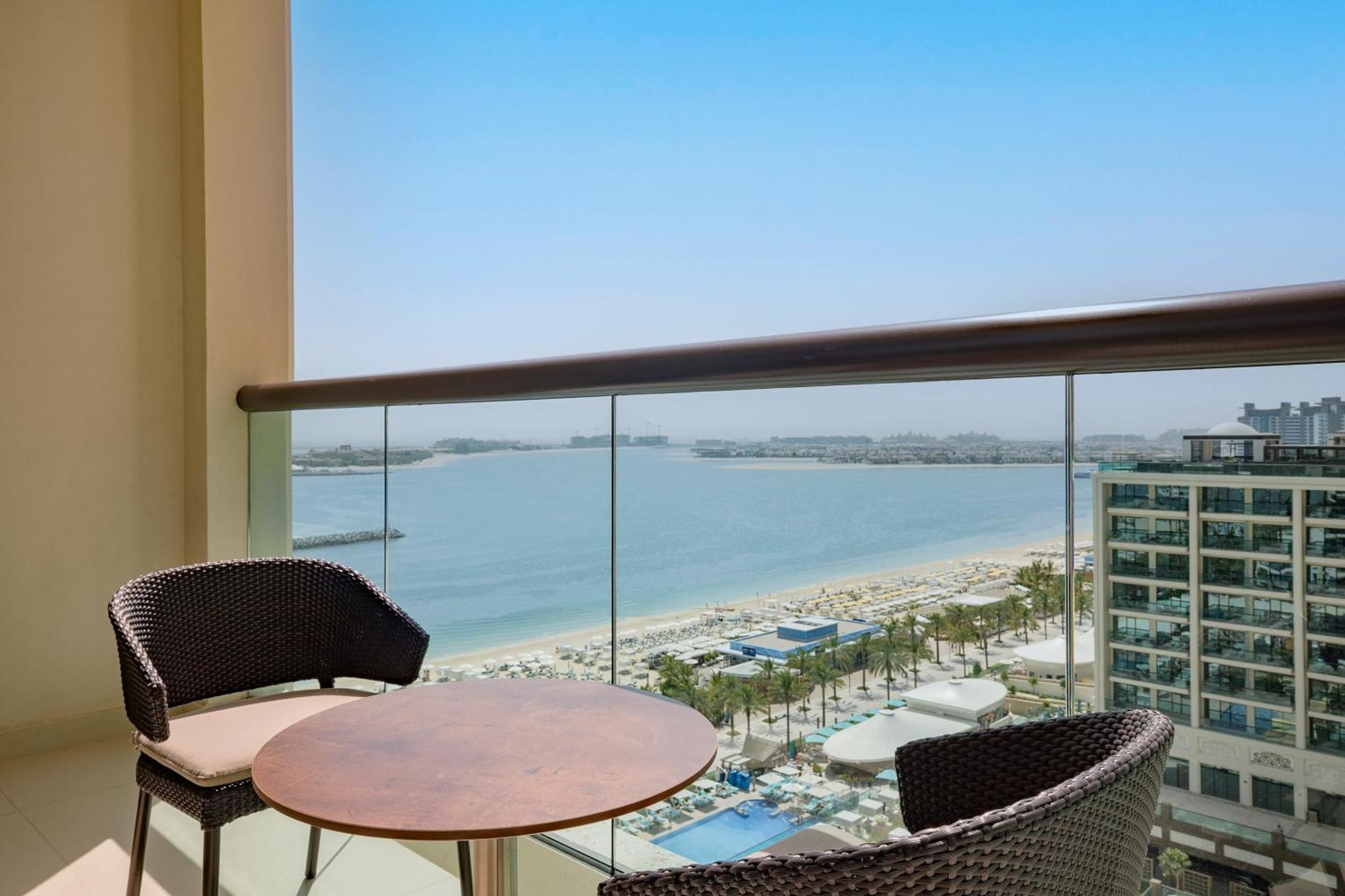 Hilton Dubai Palm Jumeirah Bagian luar foto